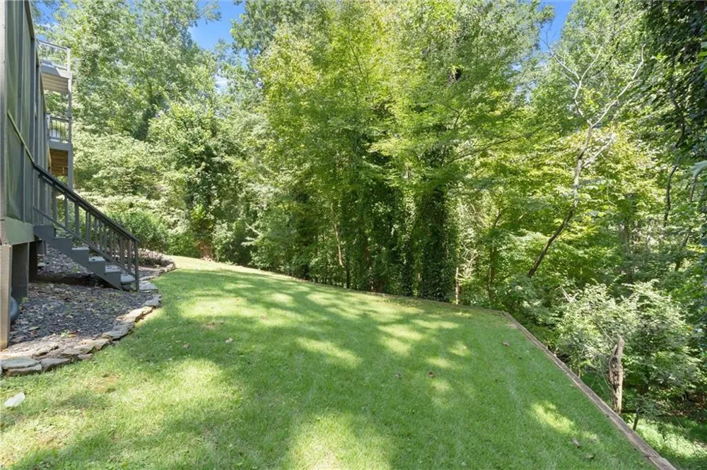 512 Old Field Cove Woodstock, GA 30189