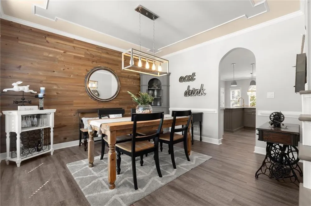 512 Old Field Cove Woodstock, GA 30189