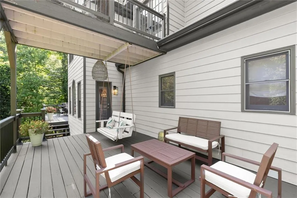 512 Old Field Cove Woodstock, GA 30189