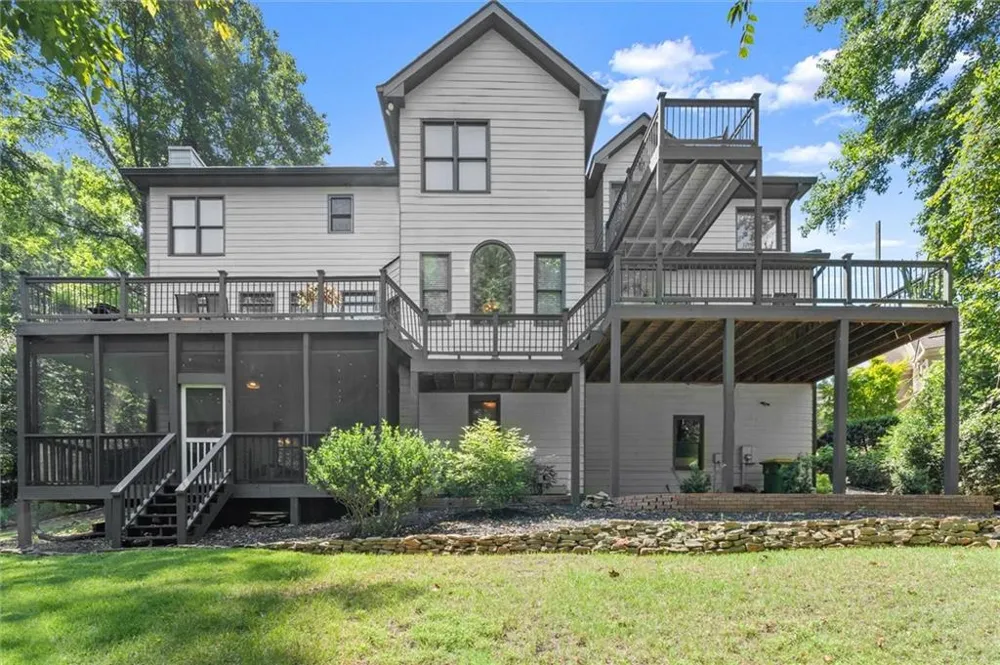 512 Old Field Cove Woodstock, GA 30189