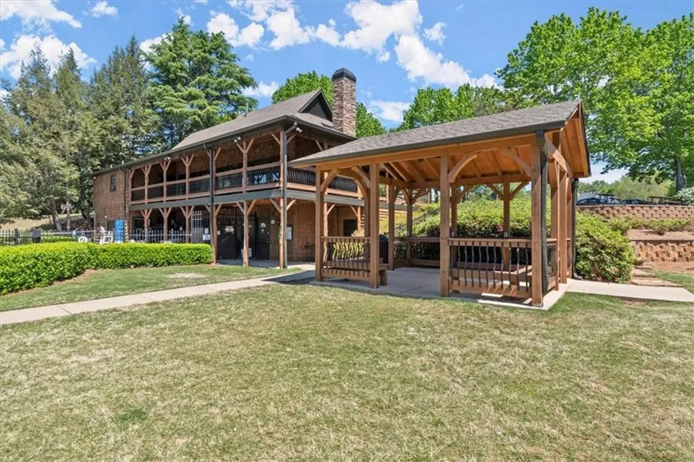 512 Old Field Cove Woodstock, GA 30189