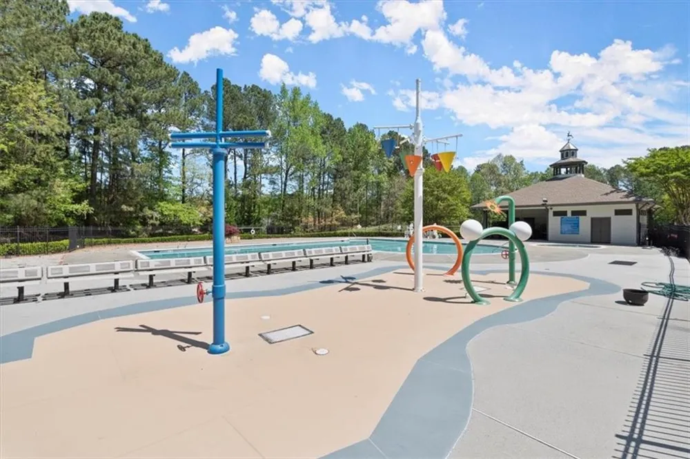 512 Old Field Cove Woodstock, GA 30189