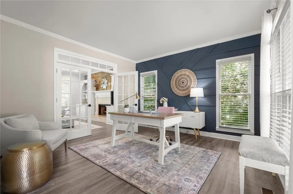 512 Old Field Cove Woodstock, GA 30189