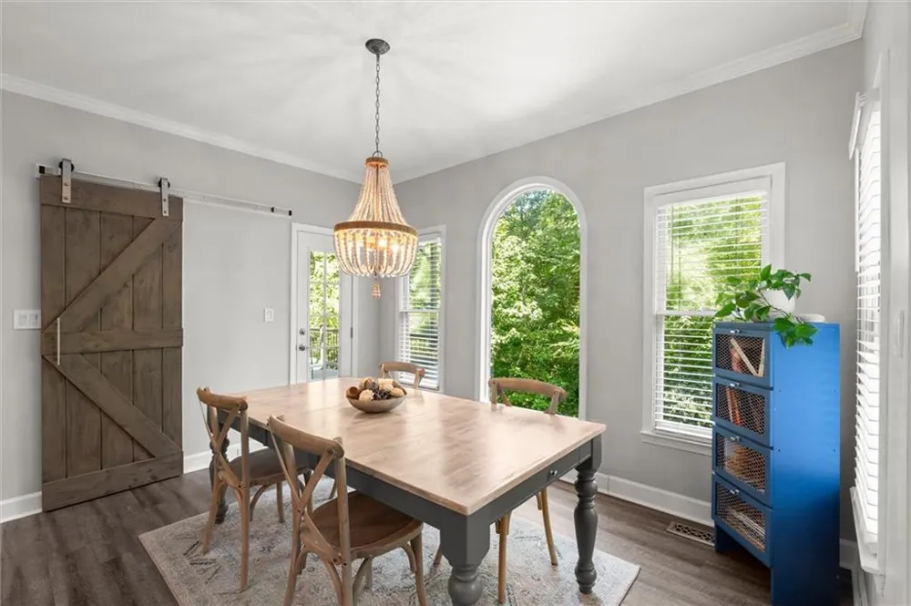 512 Old Field Cove Woodstock, GA 30189