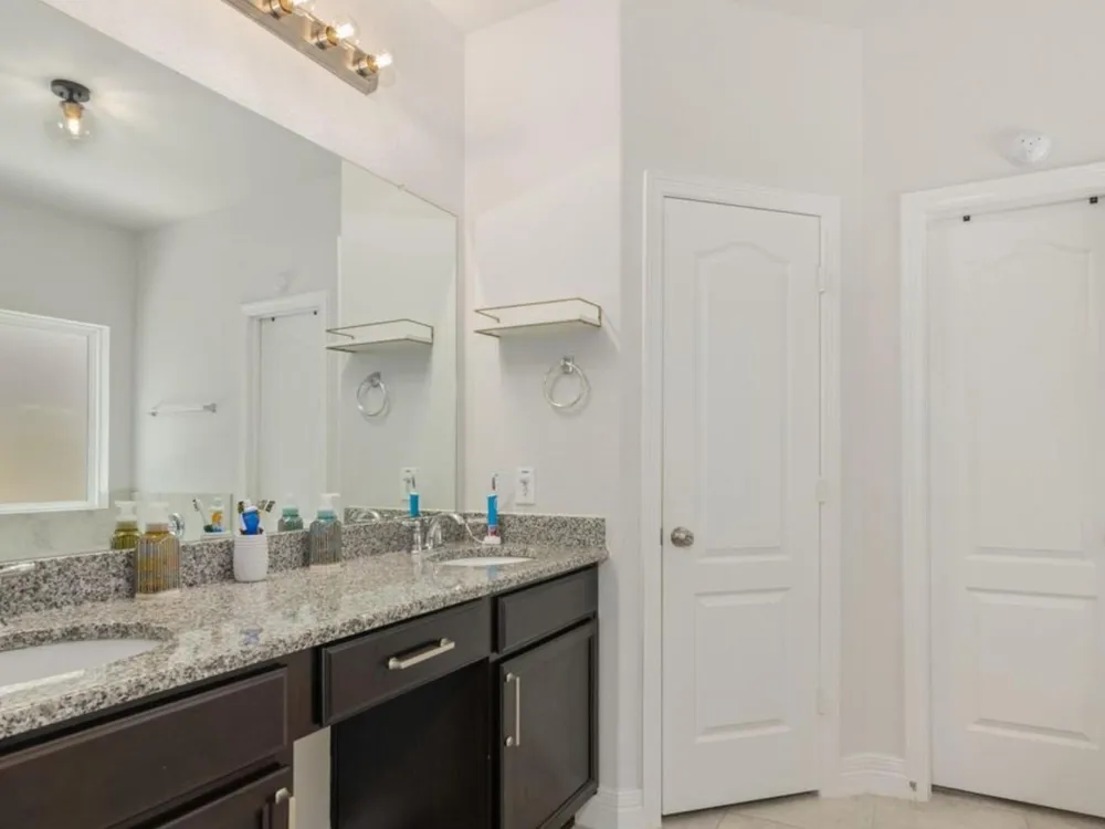 10048 Gold Finch Run Magnolia, TX 77354