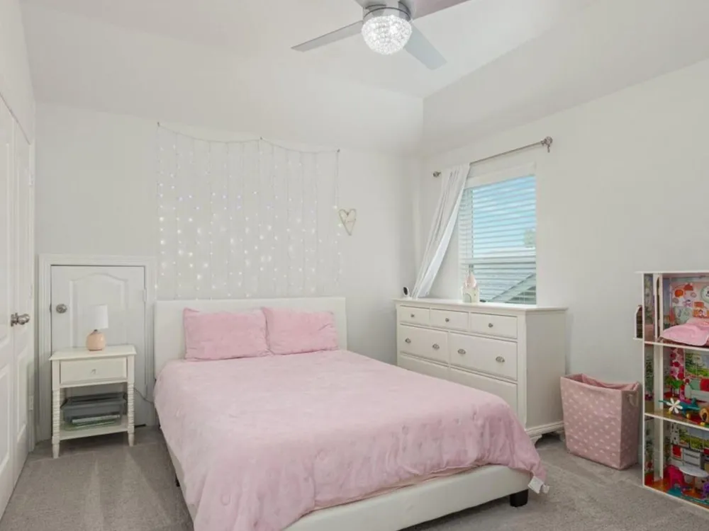 10048 Gold Finch Run Magnolia, TX 77354