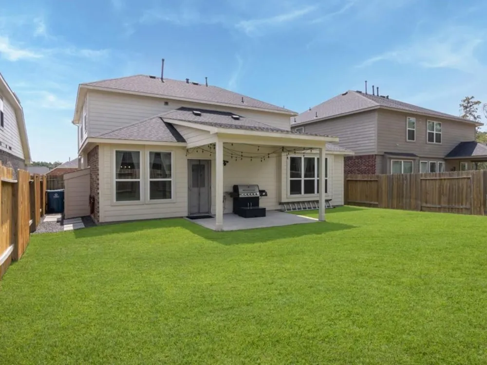 10048 Gold Finch Run Magnolia, TX 77354
