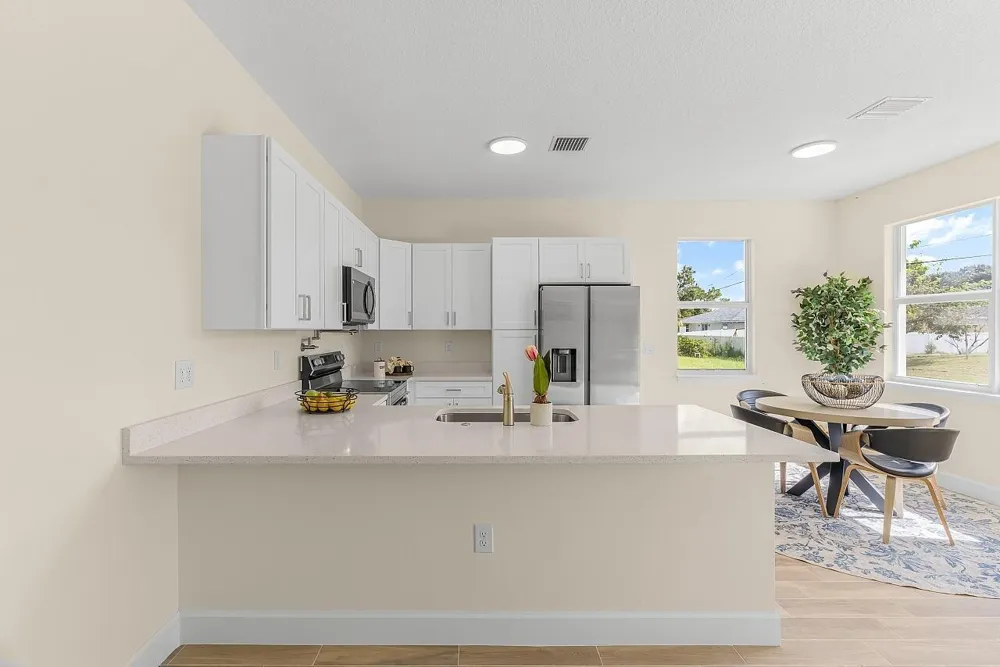 8526 102ND COURT Vero Beach, FL 32967