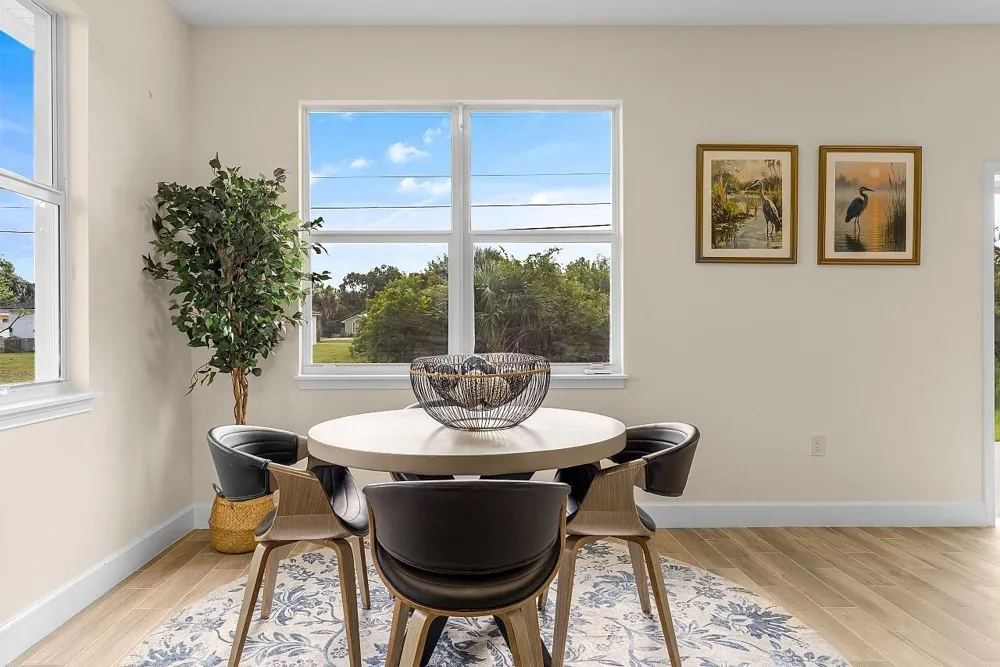 8526 102ND COURT Vero Beach, FL 32967
