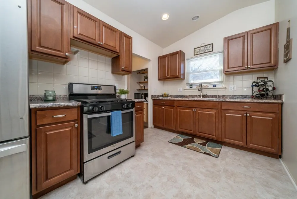 442 Dobson Street Westland City, MI 48185