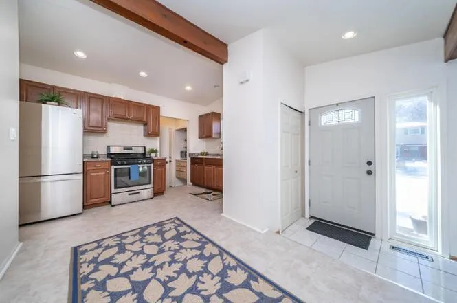 442 Dobson Street Westland City, MI 48185