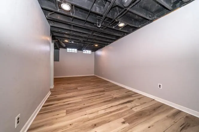 442 Dobson Street Westland City, MI 48185