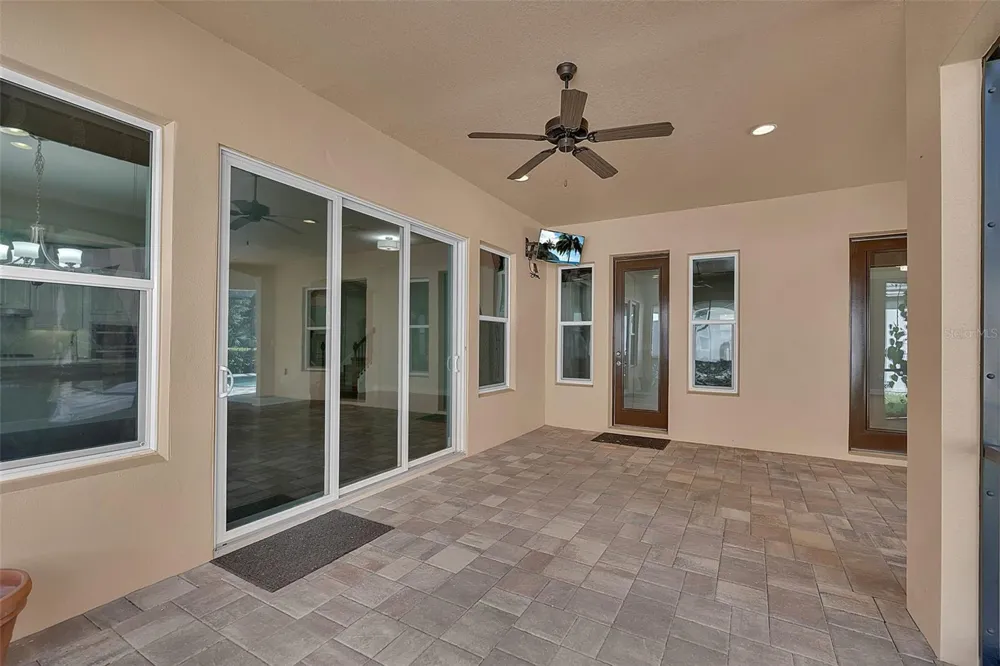 10310 EASTWOOD DRIVE Bradenton, FL 34211