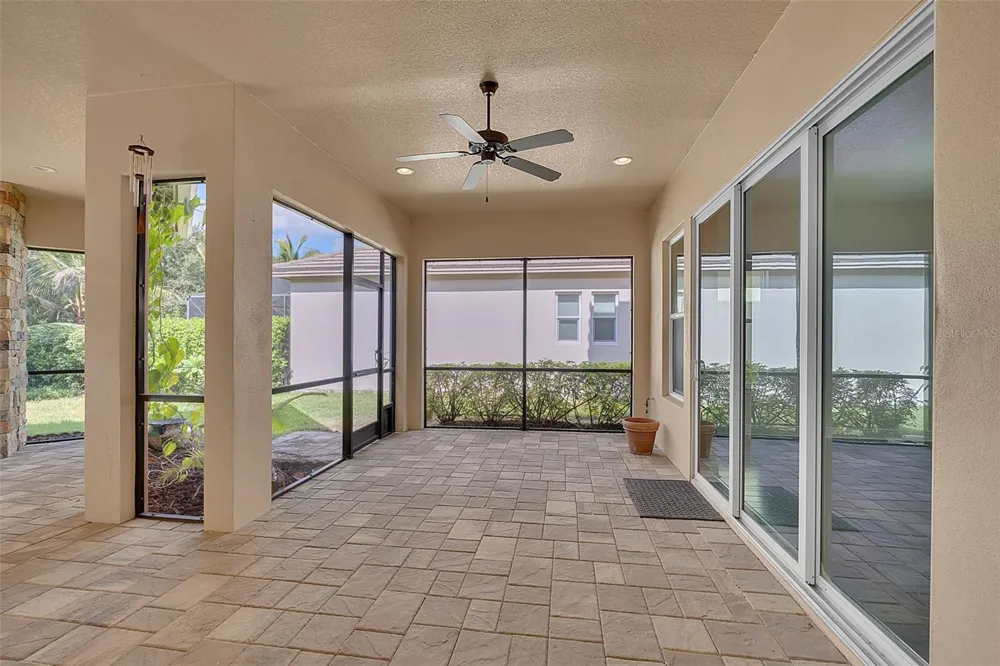 10310 EASTWOOD DRIVE Bradenton, FL 34211