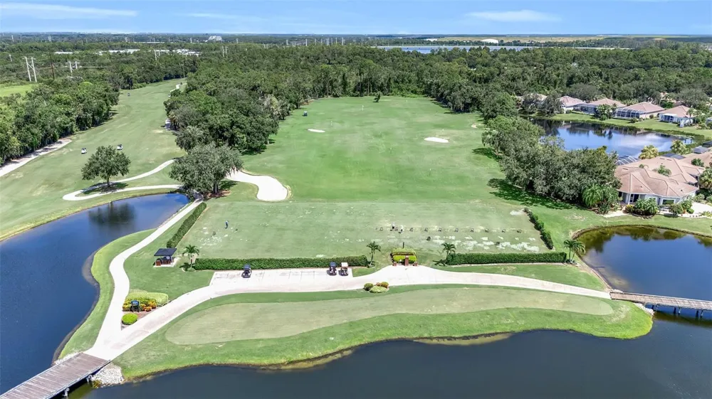 10310 EASTWOOD DRIVE Bradenton, FL 34211