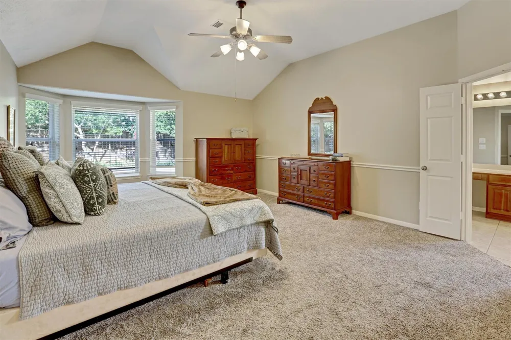 2911 Amber Hill Trail Pearland, TX 77581