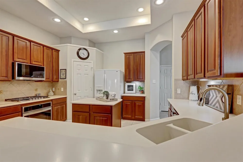 2911 Amber Hill Trail Pearland, TX 77581