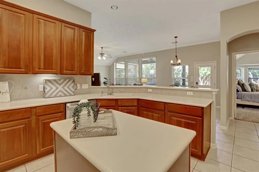 2911 Amber Hill Trail Pearland, TX 77581