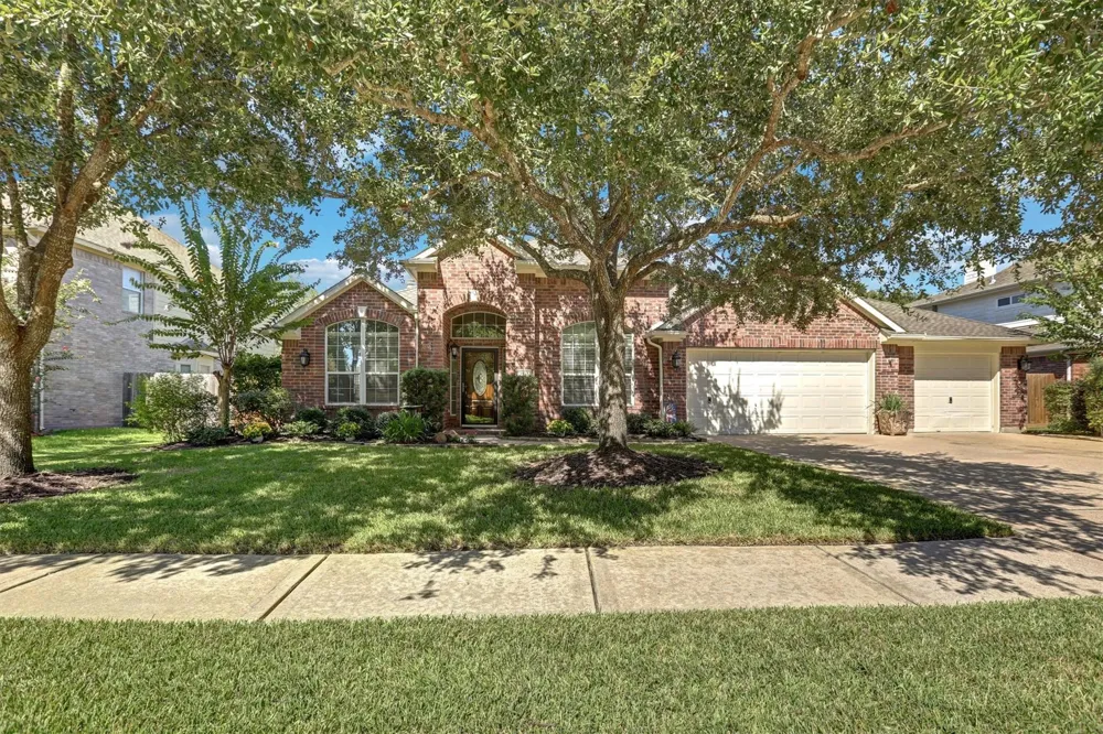 2911 Amber Hill Trail Pearland, TX 77581