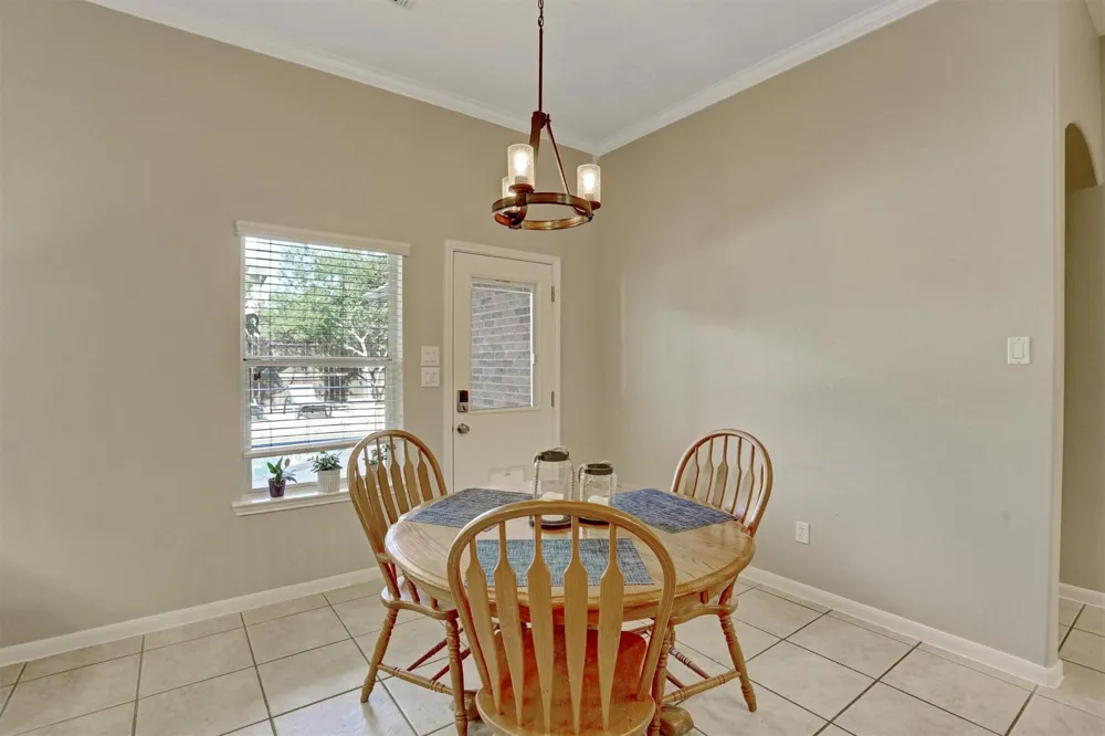 2911 Amber Hill Trail Pearland, TX 77581
