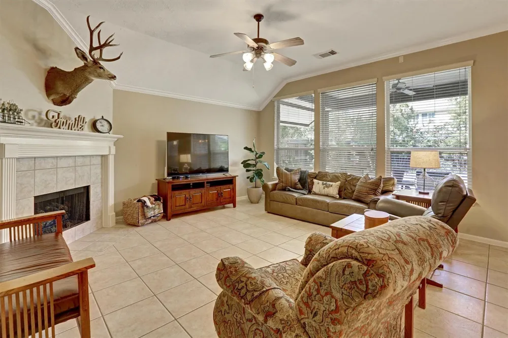 2911 Amber Hill Trail Pearland, TX 77581