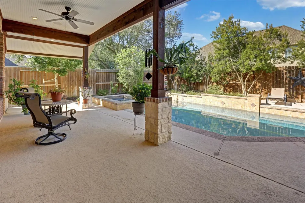 2911 Amber Hill Trail Pearland, TX 77581