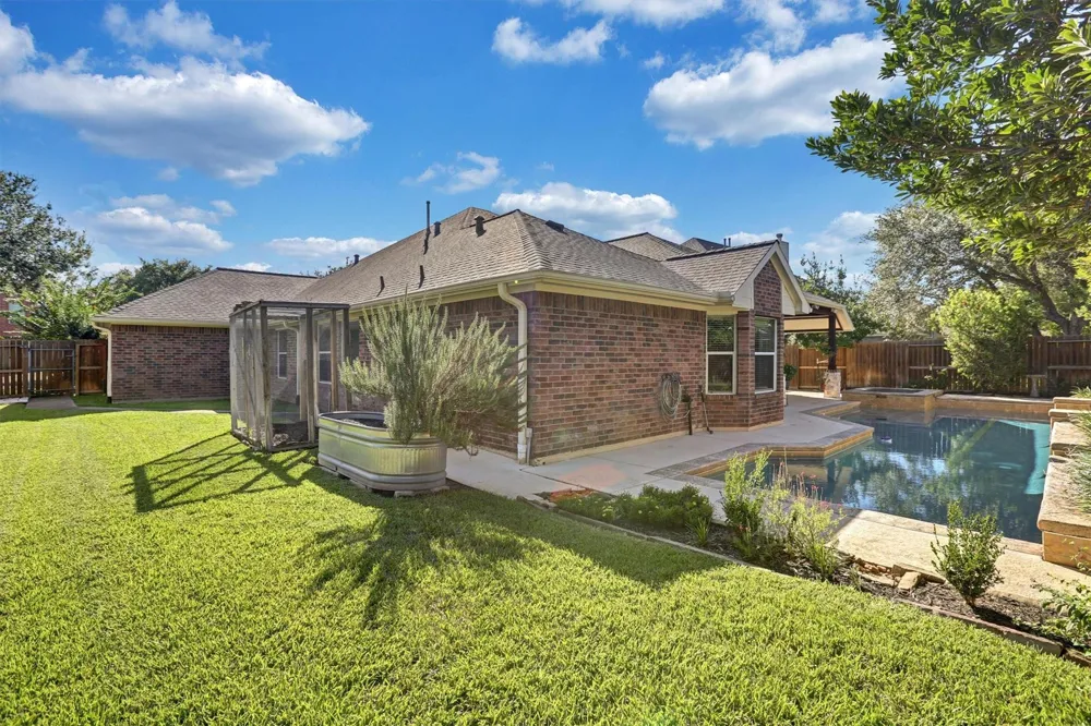 2911 Amber Hill Trail Pearland, TX 77581