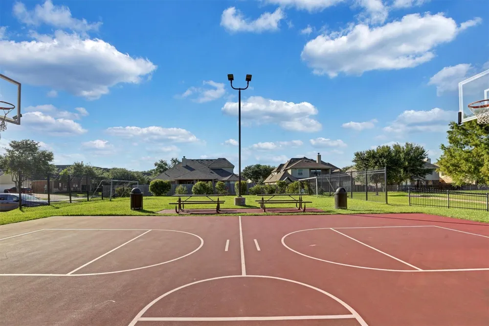 2911 Amber Hill Trail Pearland, TX 77581