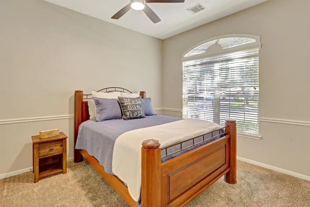 2911 Amber Hill Trail Pearland, TX 77581