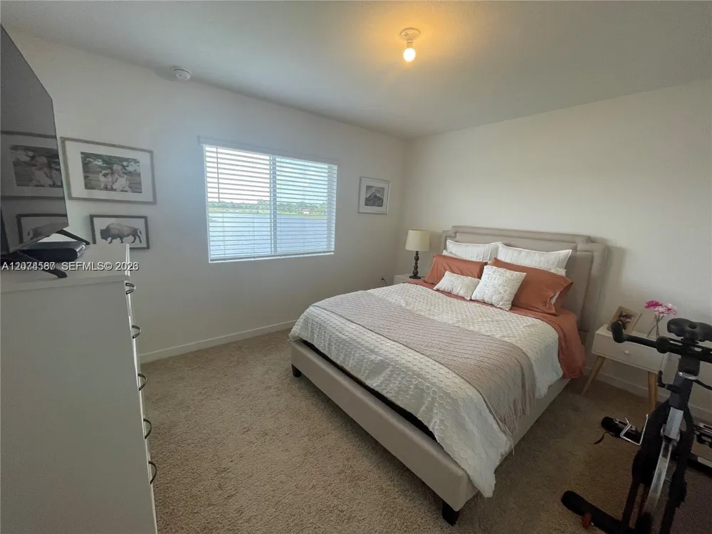 2346 SE 12th Ct Homestead, FL 33035