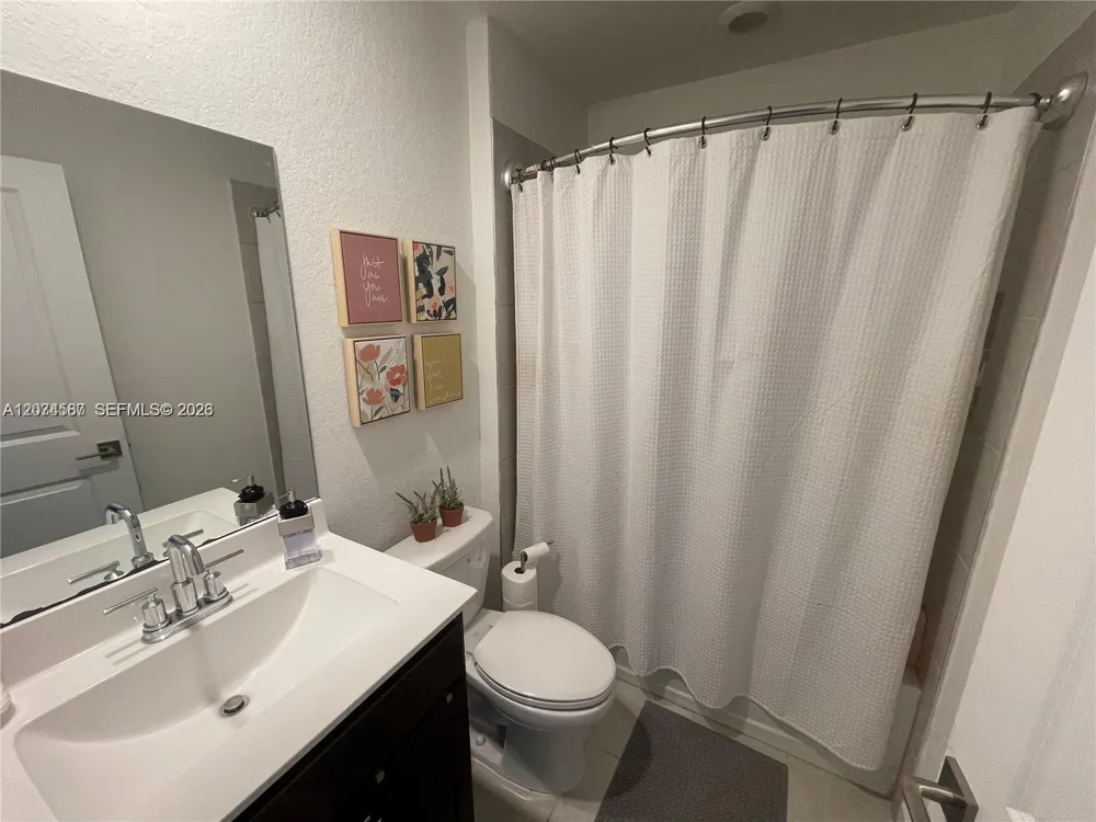 2346 SE 12th Ct Homestead, FL 33035