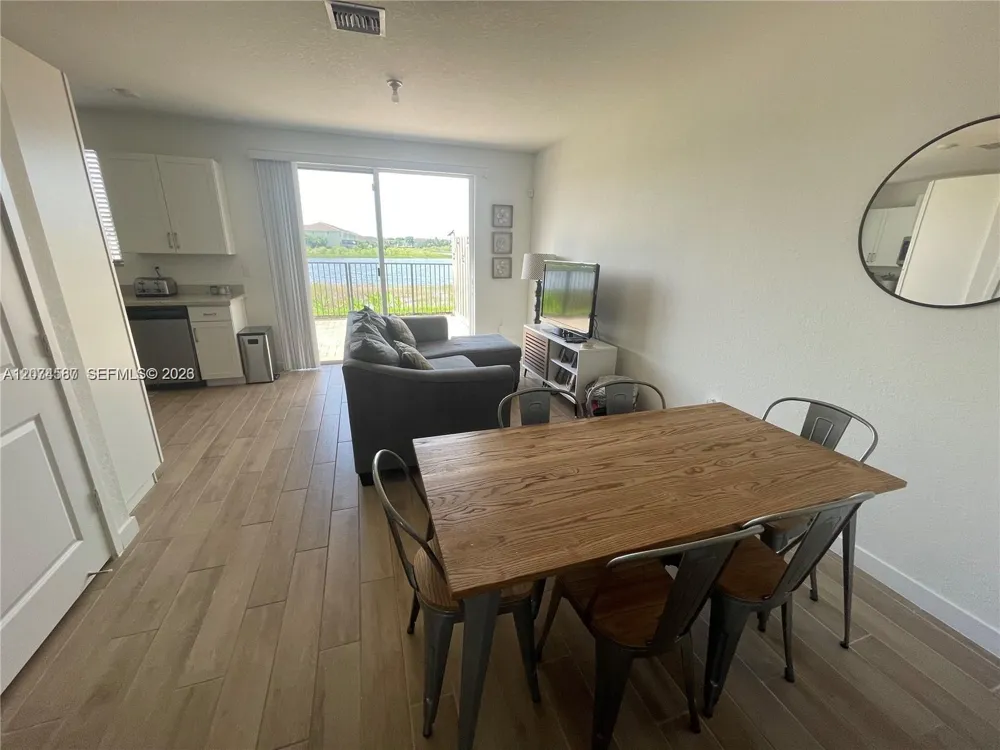 2346 SE 12th Ct Homestead, FL 33035