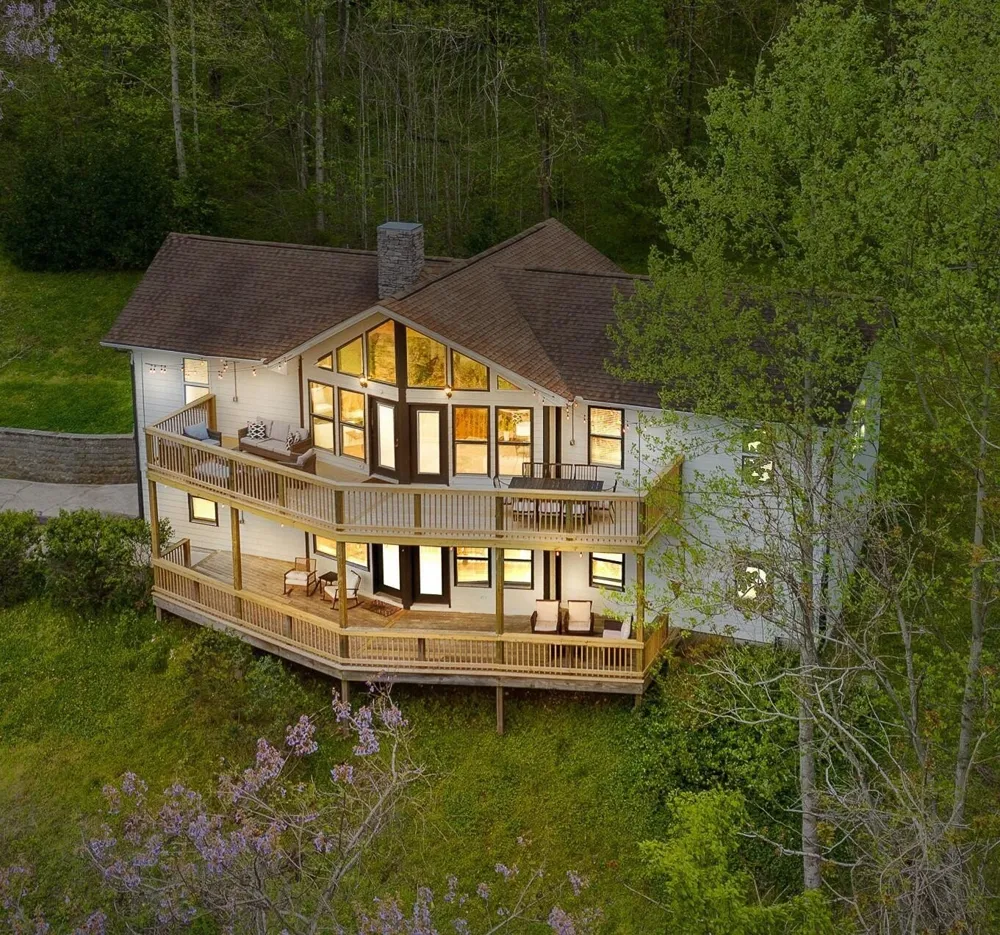 350 Williamson Cir Smithville, TN 37166