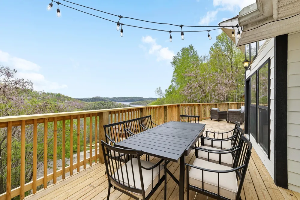 350 Williamson Cir Smithville, TN 37166