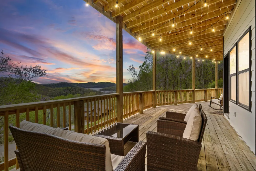 350 Williamson Cir Smithville, TN 37166