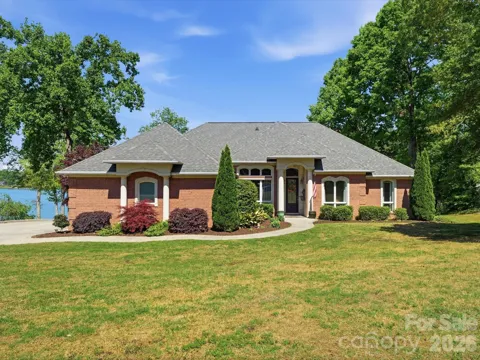 154 Quail Hollow Drive
