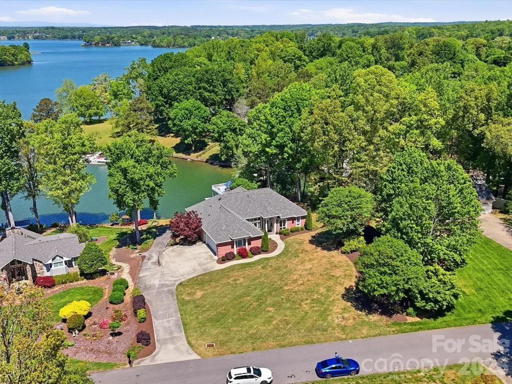 154 Quail Hollow Drive Kings Mountain, NC 28086