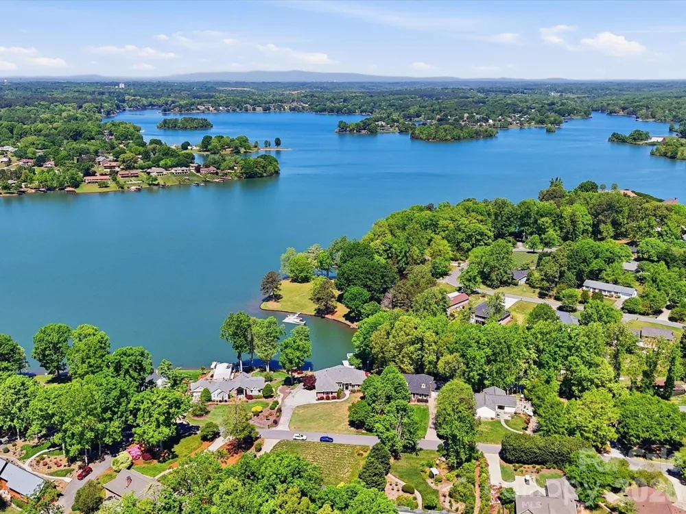 154 Quail Hollow Drive Kings Mountain, NC 28086