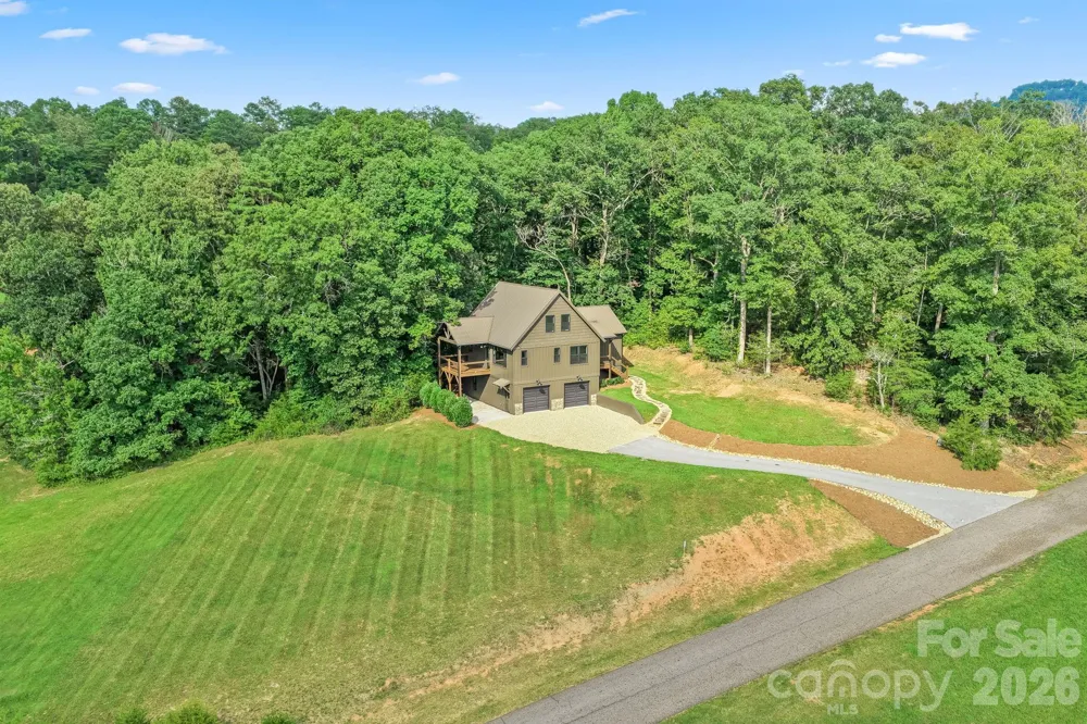 340 Porter Creek Drive Franklin, NC 28734