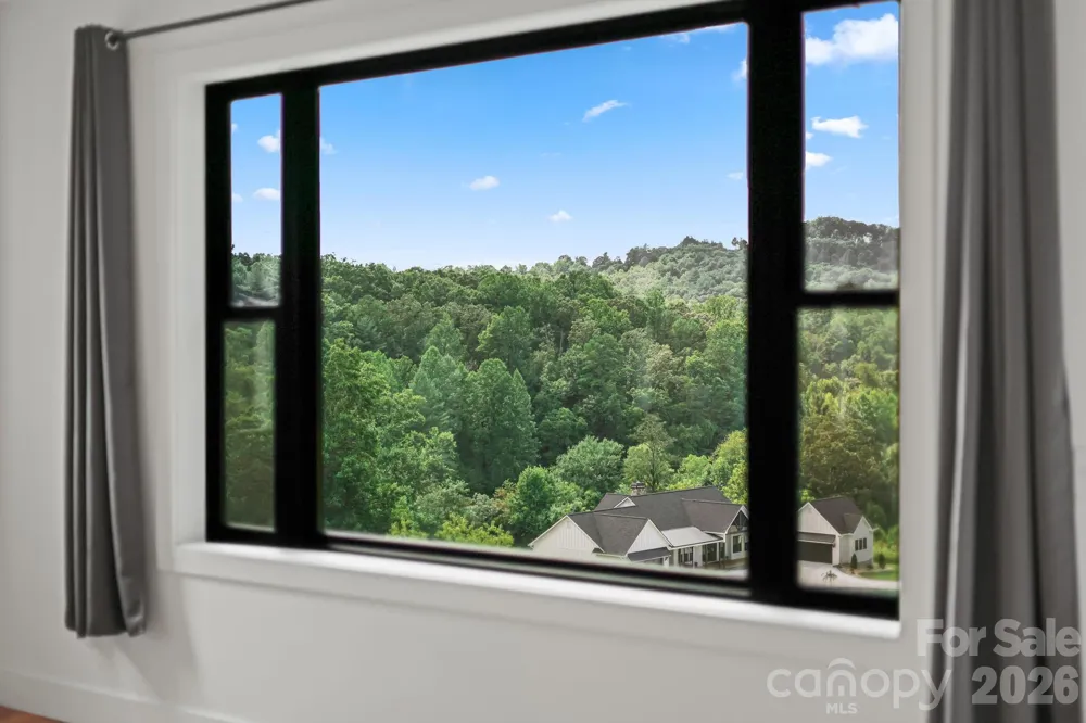 340 Porter Creek Drive Franklin, NC 28734