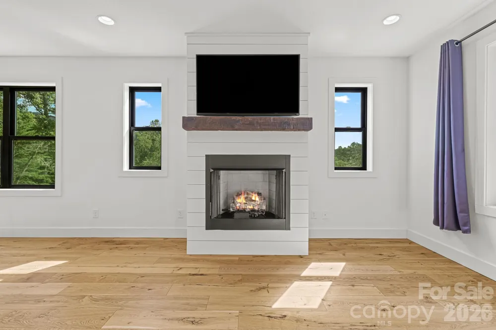 340 Porter Creek Drive Franklin, NC 28734