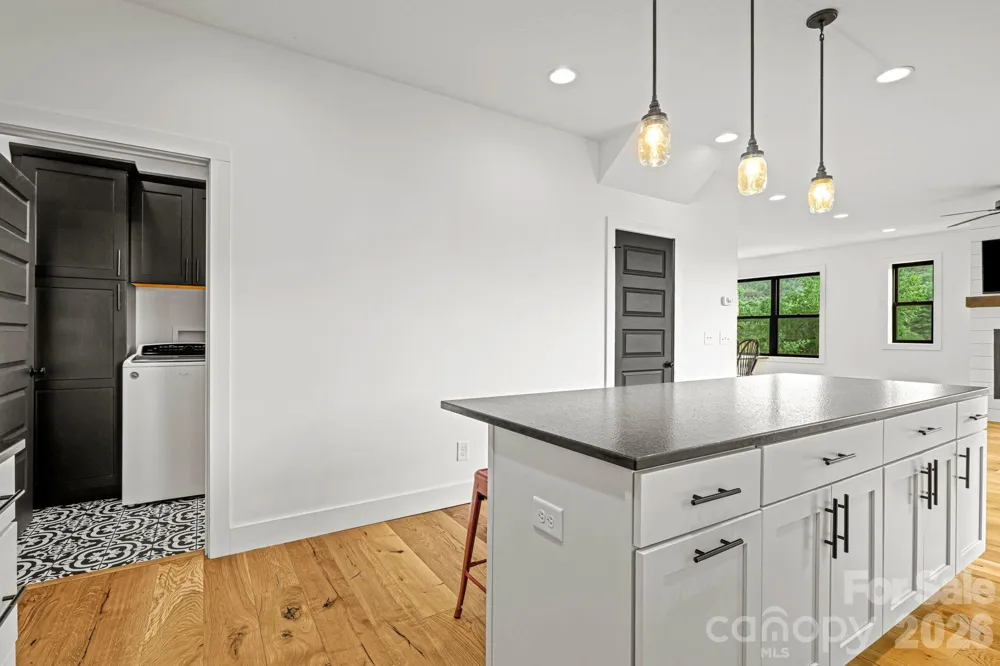 340 Porter Creek Drive Franklin, NC 28734