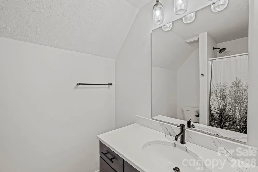 340 Porter Creek Drive Franklin, NC 28734