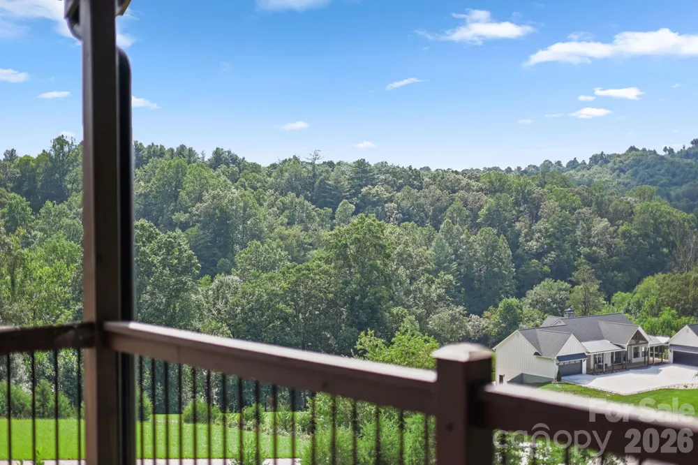 340 Porter Creek Drive Franklin, NC 28734