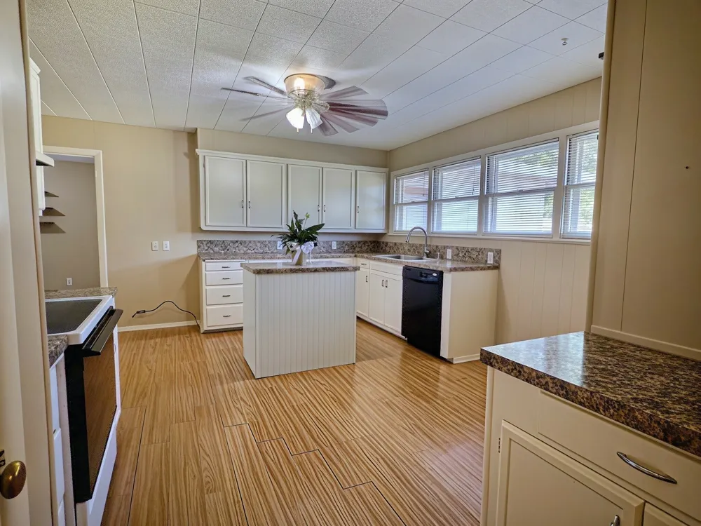 2207 4th Street Brownwood, TX 76801