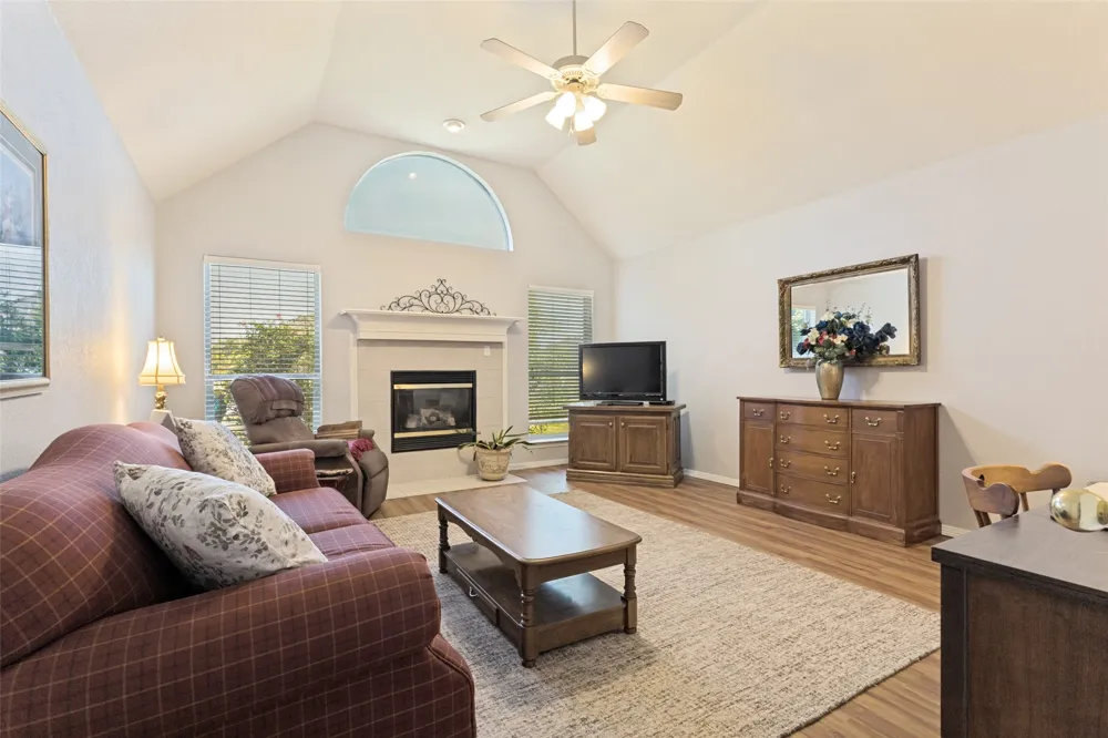 11432 Brook Green Lane Haslet, TX 76052
