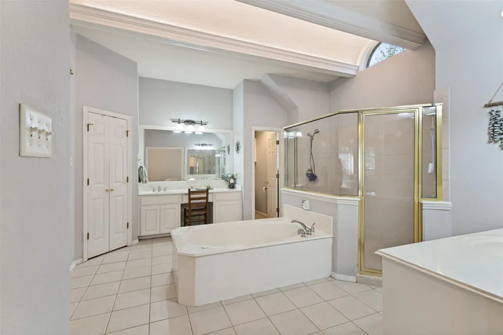 11432 Brook Green Lane Haslet, TX 76052
