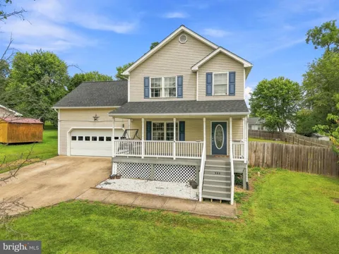 115 BAER OAK DRIVE