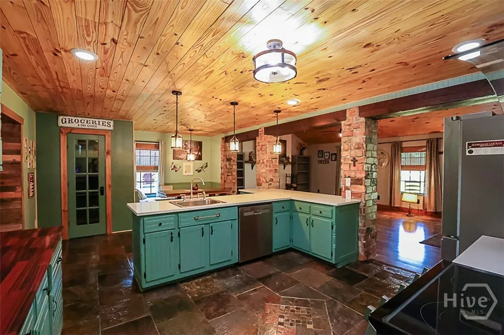 245 Brittingham Road Guyton, GA 31312