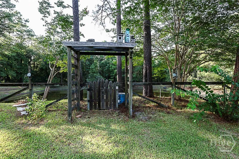 245 Brittingham Road Guyton, GA 31312